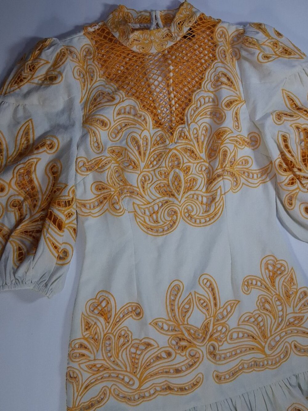 Size 2 Yellow/Ivory White Karen Millen Cutwork Embroidered Lace Midi Dress